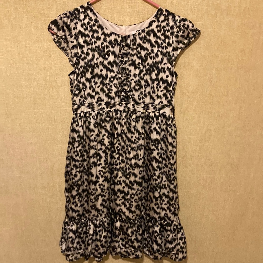 Dkyn Girls dress Large